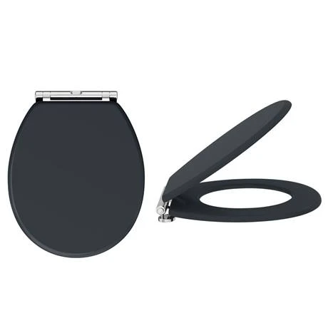 Chatsworth Close Coupled Traditional Toilet + Soft Close Seat 4 Chatsworth Close Coupled Traditional Toilet + Soft Close Seat - Image 4