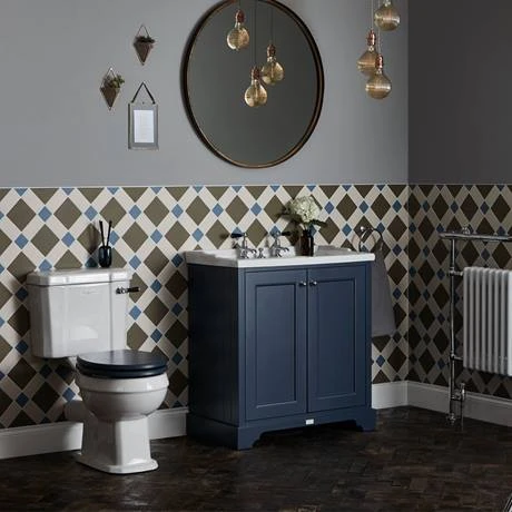 Bayswater Fitzroy Comfort Height Traditional Close Coupled Toilet with Ceramic Lever Flush 2 Bayswater Fitzroy Comfort Height Traditional Close Coupled Toilet with Ceramic Lever Flush - Image 2