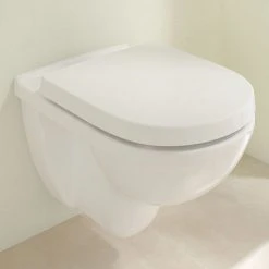 Villeroy and Boch O.novo Wall Hung Toilet + Soft Close Seat