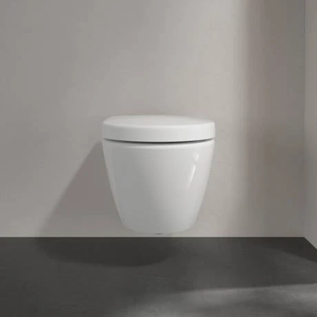 Villeroy and Boch Subway 2.0 DirectFlush Compact Rimless Wall Hung Toilet + Soft Close Seat 2 Villeroy and Boch Subway 2.0 DirectFlush Compact Rimless Wall Hung Toilet + Soft Close Seat - Image 2